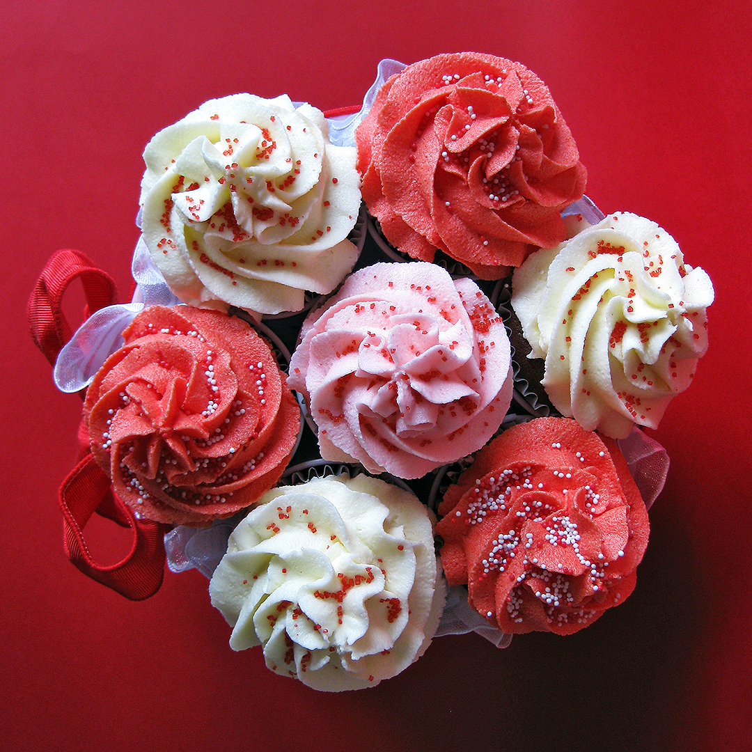 Valentine Blooms Kosher Cupcake Bouquet (view 2)