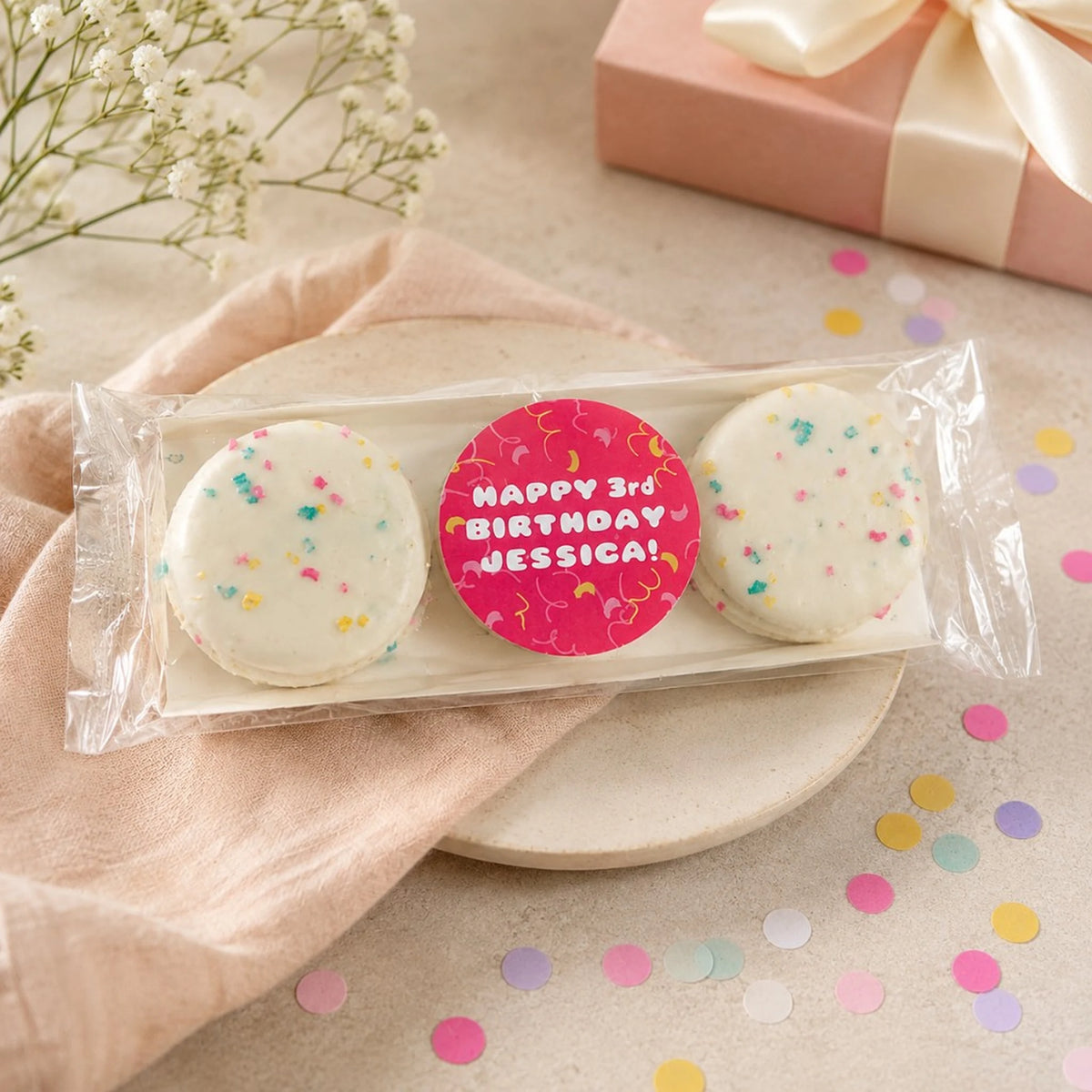 Iris Lee 3-pack-custom-logo-dipped-oreos lifestyle hero