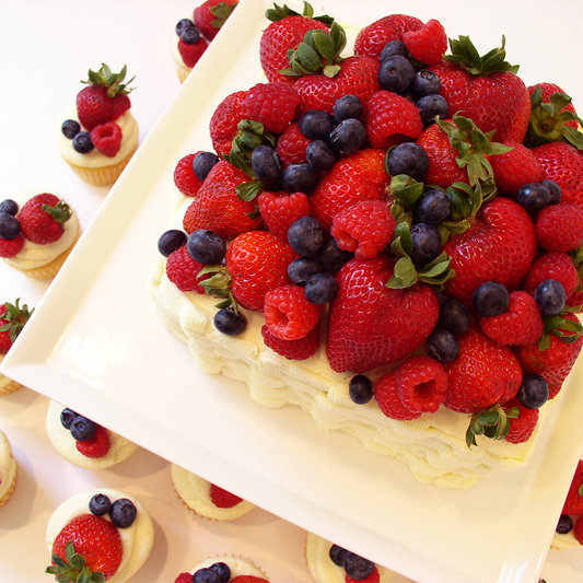 Cake Berries 1