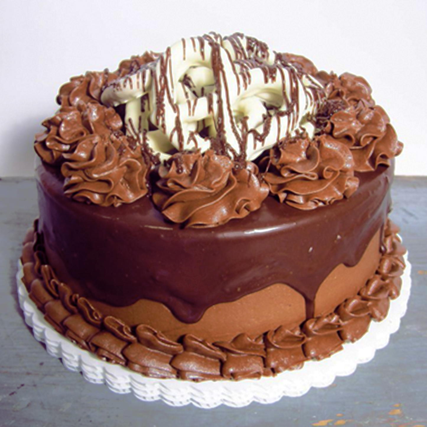 Chocolate Ganache Pretzel Cake