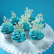 Load image into Gallery viewer, Snowflake Cupcake
