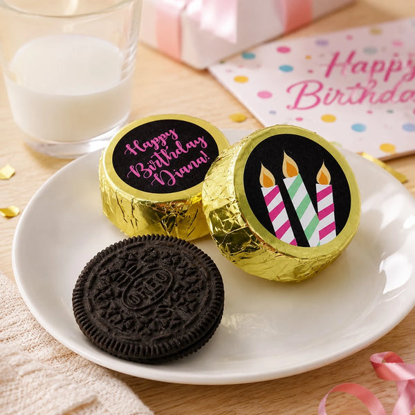 Iris Lee foil-wrapped-custom-dipped-oreos lifestyle hero